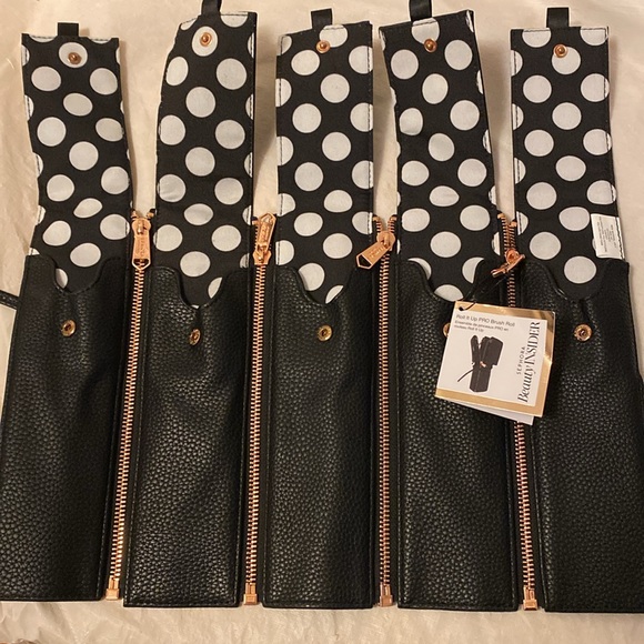 Sephora Black/White Polka Dot Roll It Up PRO Brush Roll Rose Gold Hardware NWT - Picture 2 of 6